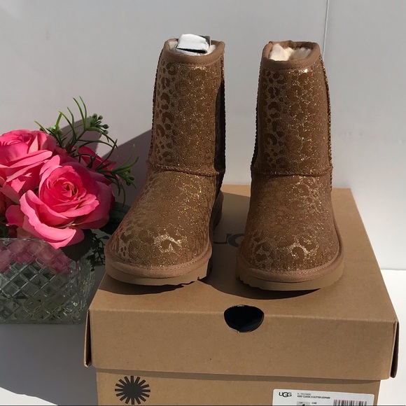 UGG Classic II Glitter Leopard - Picture 4 of 7